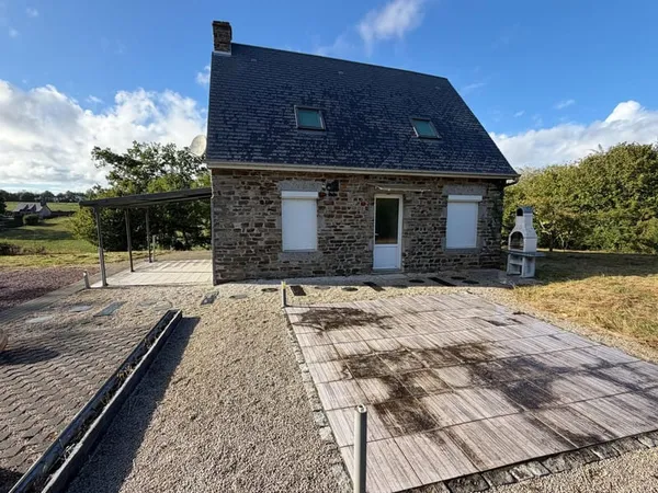 Maison en pierre - 3 pieces