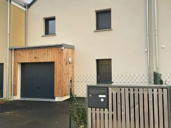 Maison familiale 4 pièces 82 m² - Saint Méloir des Ondes