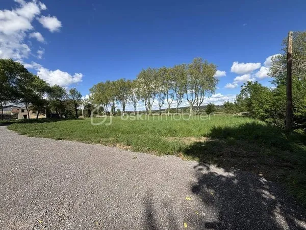 Terrain constructible 1056 m²