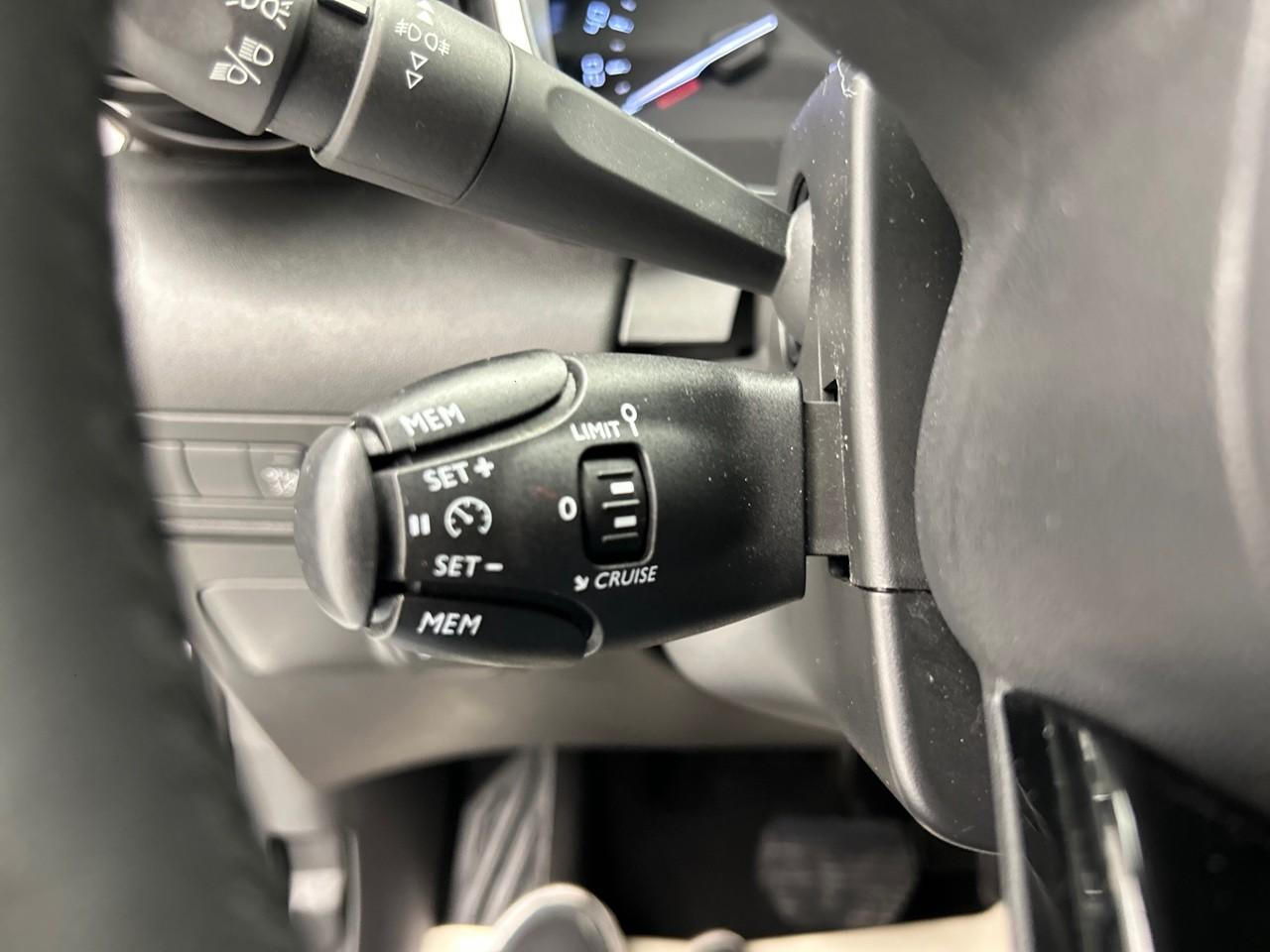 Citroën C3 Aircross puretech 130 s&s eat6 shine — photo 19