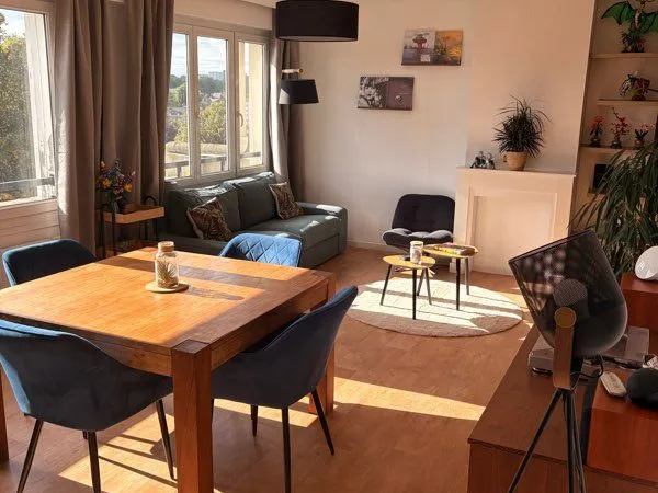 Appartement 5 pièces 80 m² - Hyper-centre de Valenciennes - Dernier étage - Garage & cave