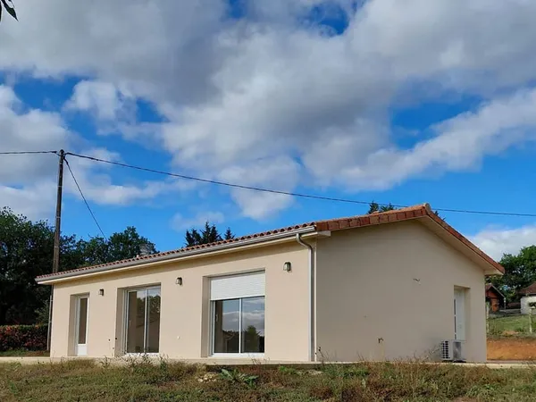 Maison 1 pièce 82 m²