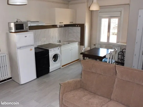 APPARTEMENT 2 pièces meublées de 32 m2