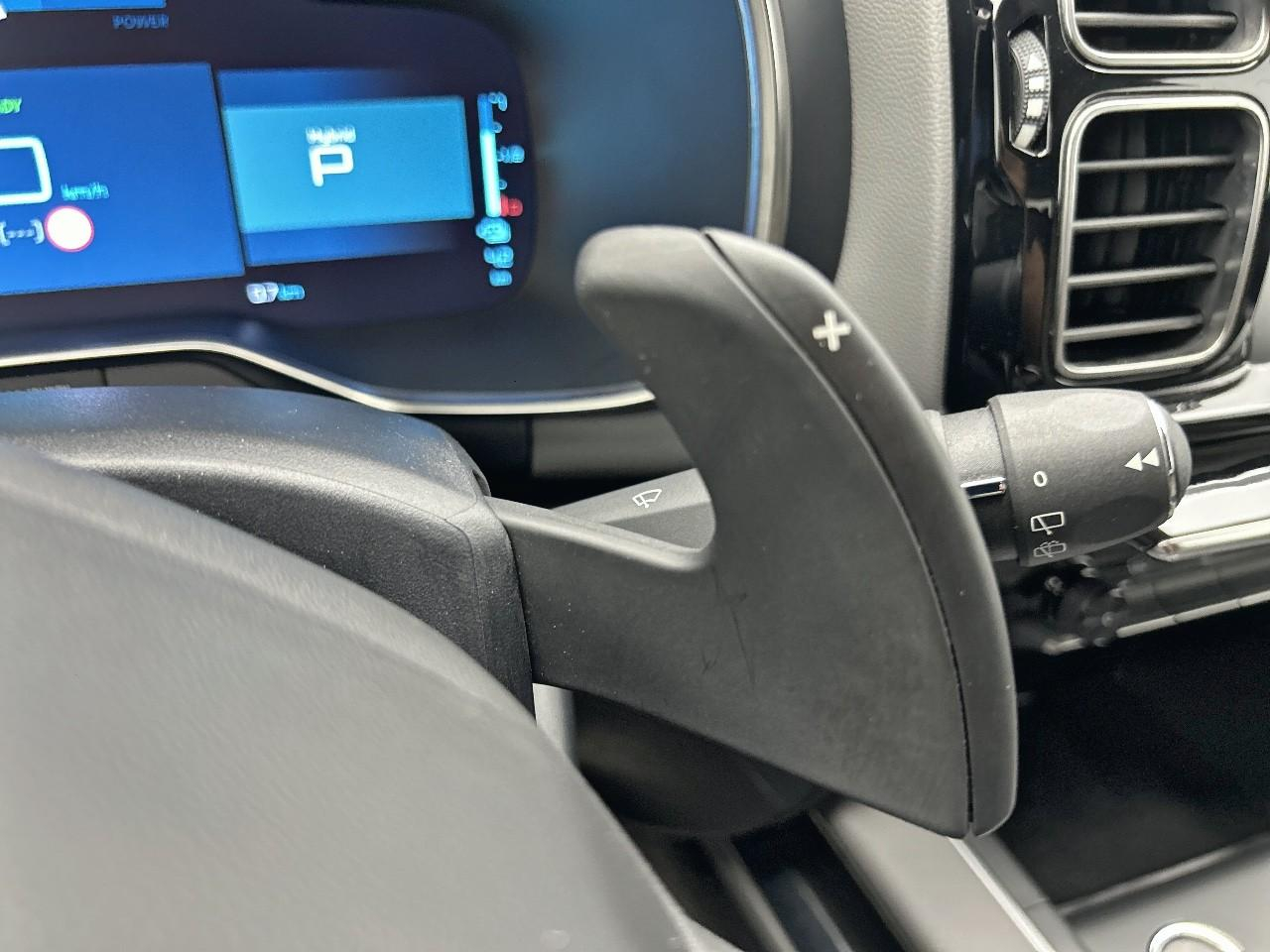 Peugeot 3008 hybrid 225 e-eat8 allure — photo 29