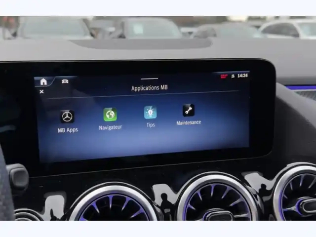 Mercedes Gla 250 e hybrid eq amg line — photo 36