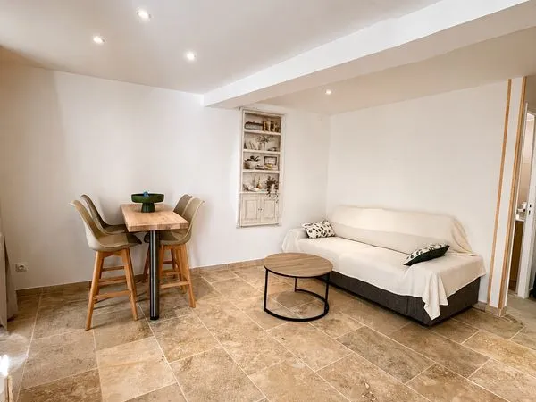 Grand studio centre ville Hyeres