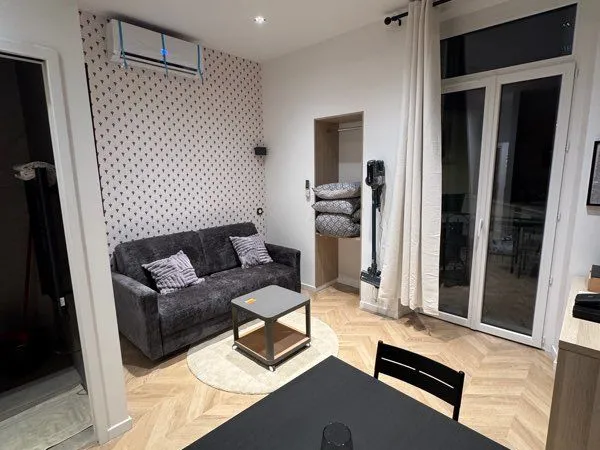 Studio complètement équipé