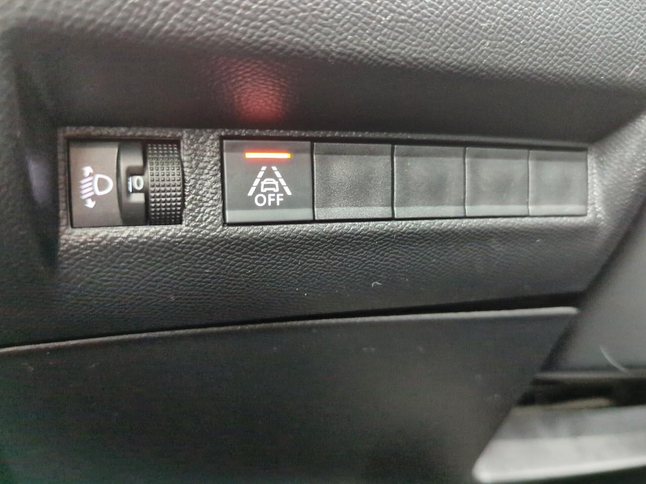 Peugeot 208 puretech 75 s&s bvm5 style — photo 22