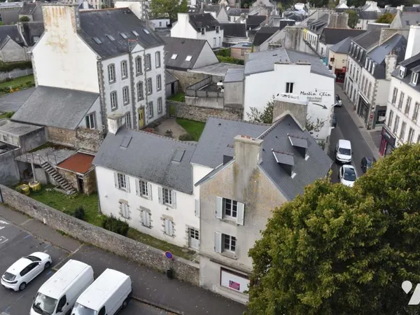 Maison 10 pièces 201 m²
