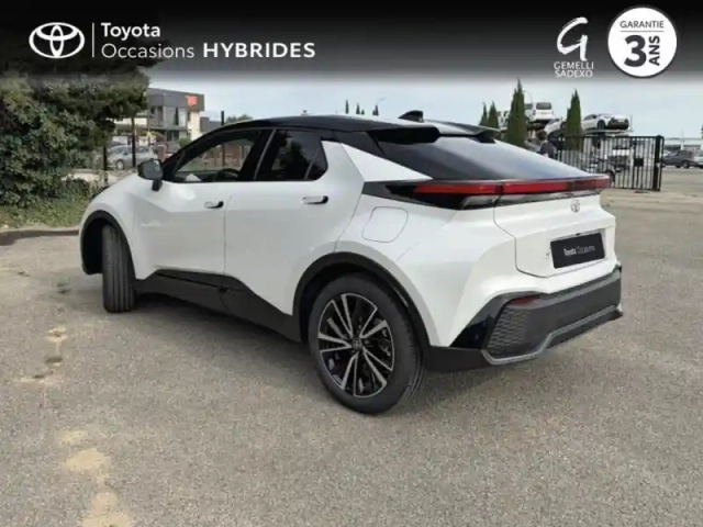 Toyota C-Hr 2.0 hybride rechargeable 225ch collection my26 — photo 2