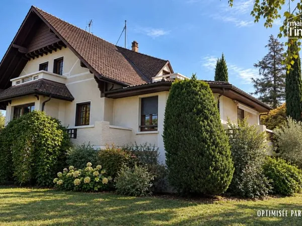 DEMEURE BOURGEOISE DE CARACTERE - A VENDRE - THONON LES BAINS