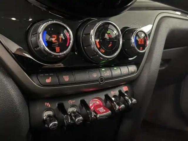 Mini Countryman cooper 136ch  essential bva7 — photo 12