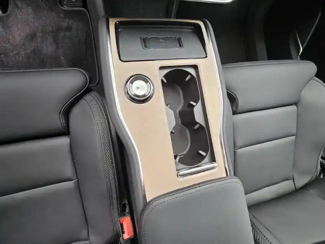 Volvo Ex90 twin performance awd 517 ch 1edt — photo 30