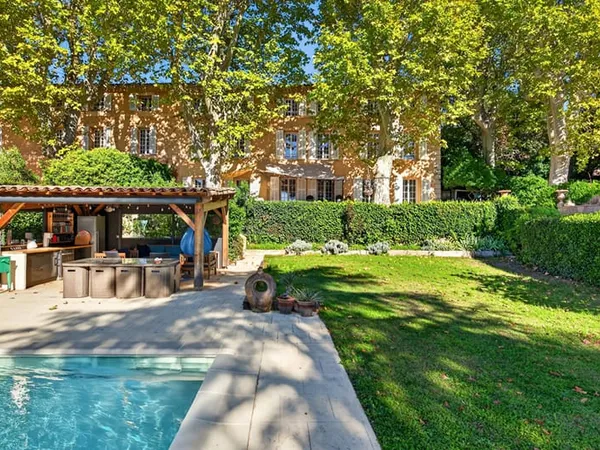 Duplex de charme dans une authentique bastide du 19eme