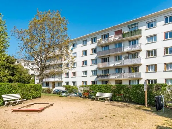Appartement 4 pièces refait a neuf