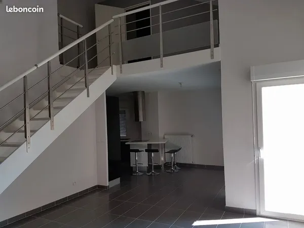 Location appartement duplex de 120 m2