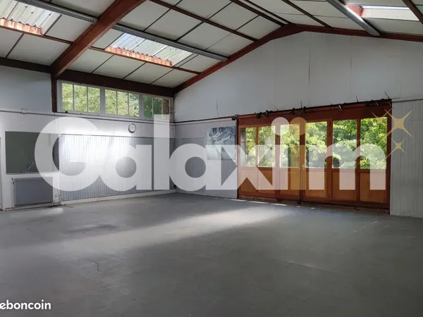 Local d'activité 345 m²