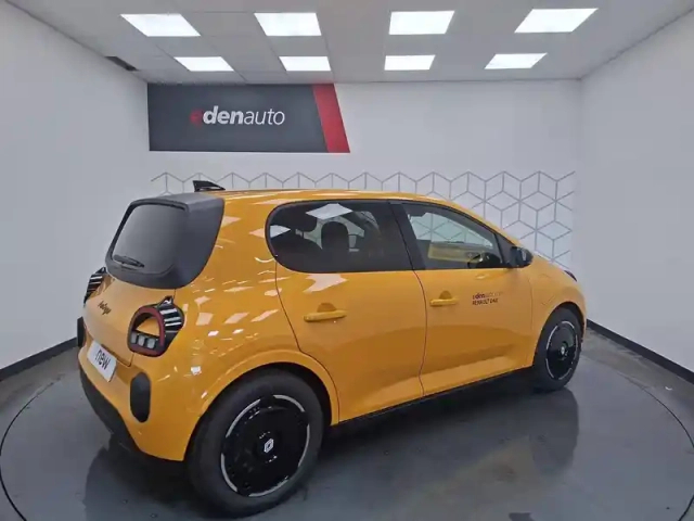 Renault Twingo e-tech electrique 80 ch autonomie urbaine — photo 7