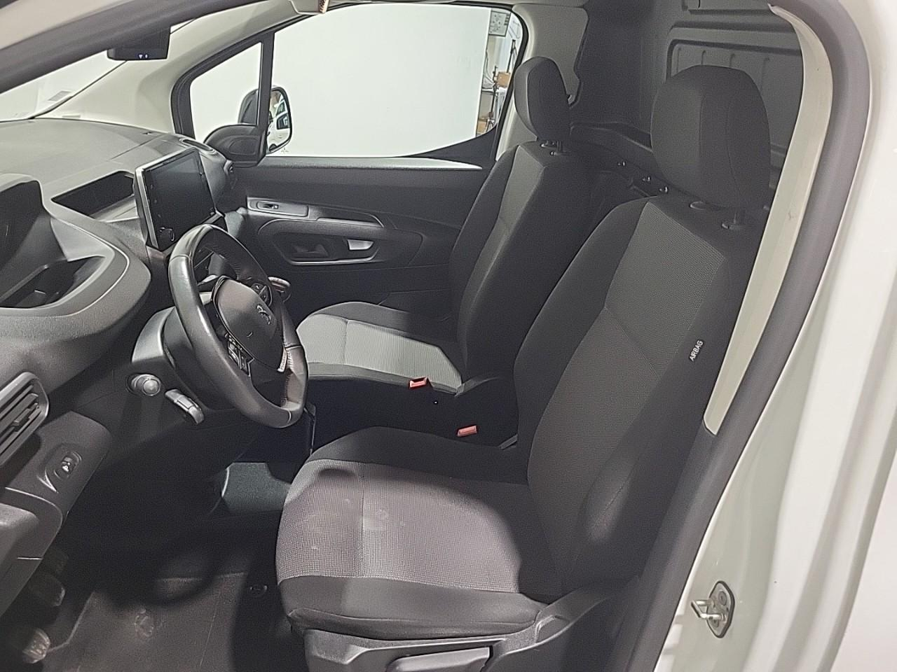 Peugeot Partner fourgon standard 650 kg bluehdi 100 s&s bvm6 aspha — photo 10