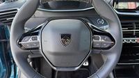 Peugeot 2008 1.2 Hybrid 145ch GT e-DCS6 — photo 12