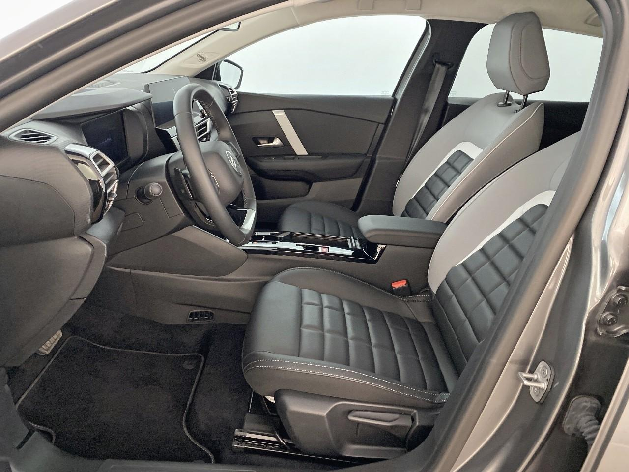 Citroën C4 hybride 136 e-dcs6 max — photo 9