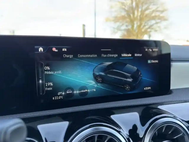Mercedes Classe A 250 e hybrid eq amg line — photo 17