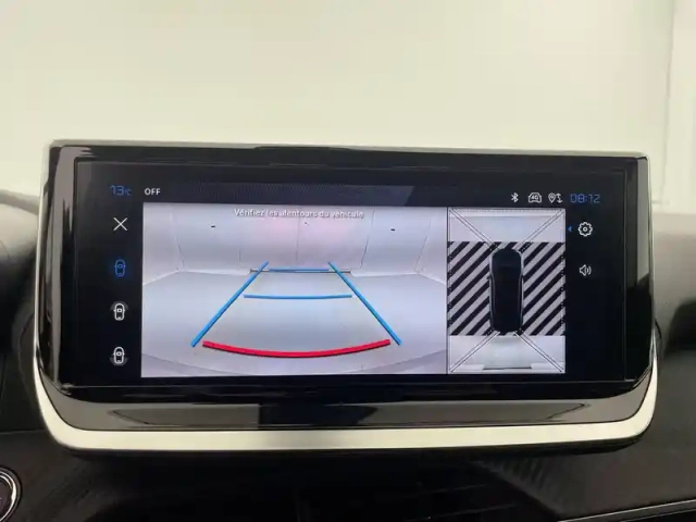Peugeot 2008 hybrid 145 e-dcs6 — photo 58