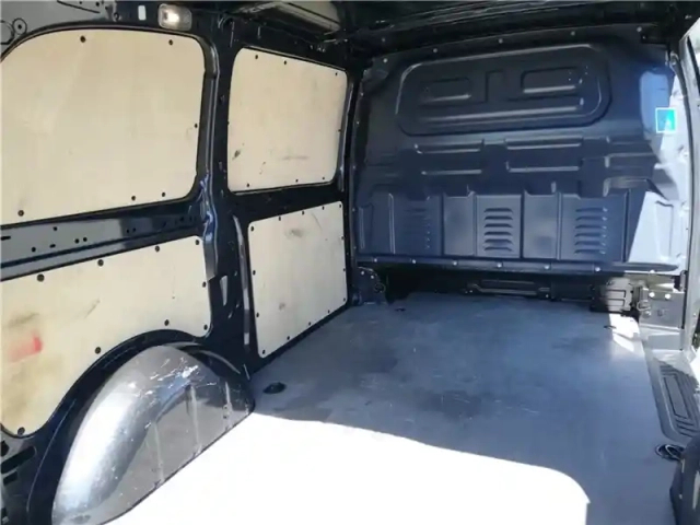 Mercedes Vito 116 cdi compact bva rwd — photo 16