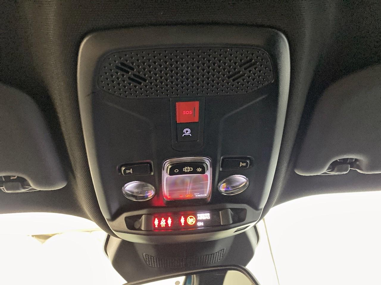 Peugeot 2008 hybrid 145 ch e-dcs6 allure — photo 19