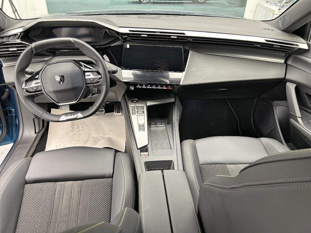 Peugeot 308 phev 180 e-eat8 gt — photo 12