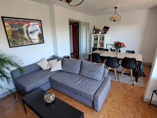 T4 meublé, 3 chambres, balcon, proche campus