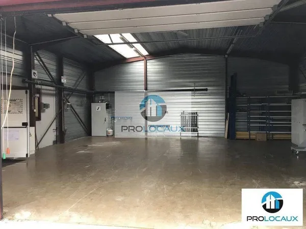 Local d'activité 280 m²