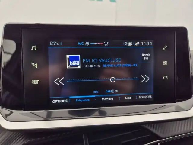 Peugeot 208 puretech 100 s&amp;s bvm6 — photo 17