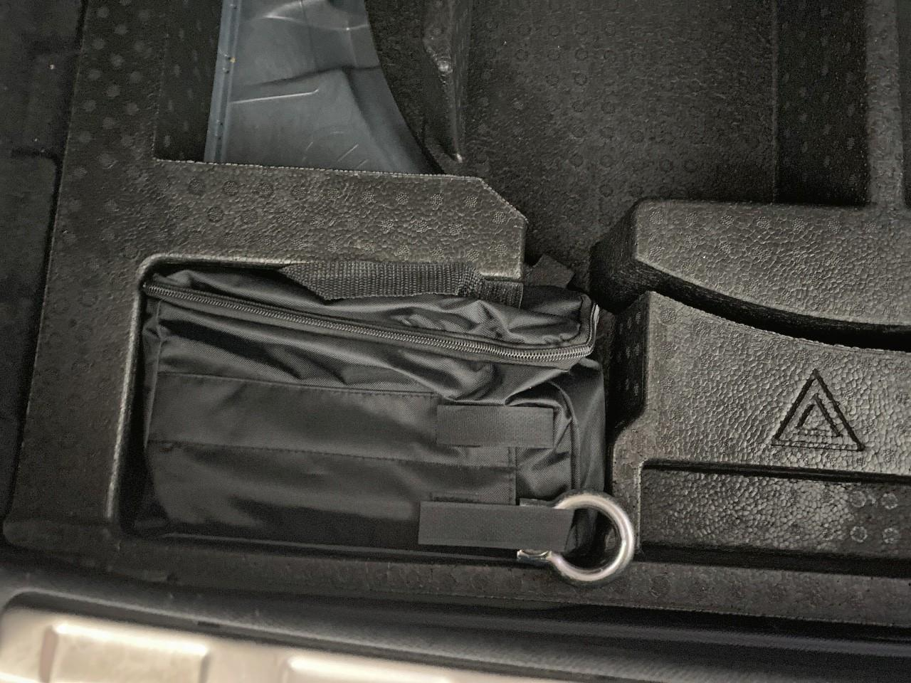 Peugeot 408 hybrid 145 e-dcs6 gt — photo 16