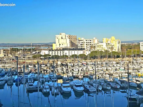 Location 32m2 accès plage et port