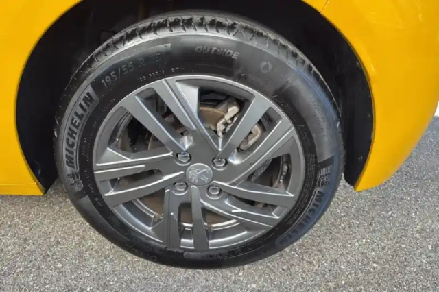 Peugeot 208 puretech 100 s&amp;s eat8 — photo 70