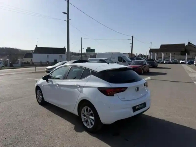 Opel Astra 1.2 turbo 110ch  edition — photo 8