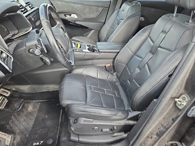 Ds Ds 7 ds7 crossback hybride e-tense 300 eat8 4x4 — photo 31