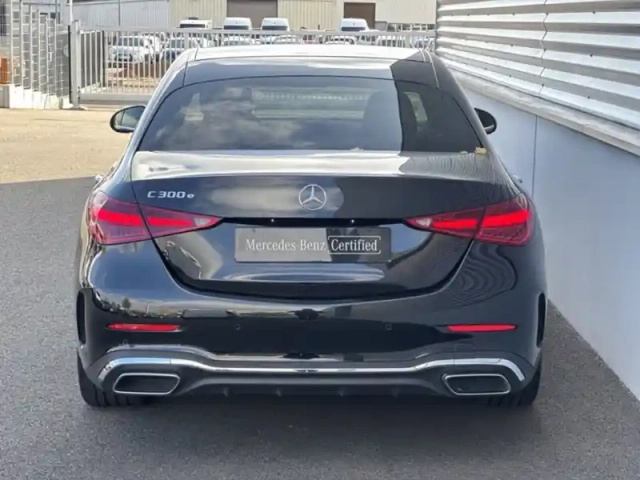 Mercedes Classe C 300 e hybrid eq berli — photo 3