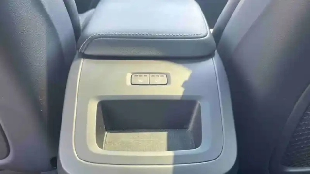 Volvo Xc60 t6 recharge awd 253 ch + 145 ch geartronic 8 — photo 29
