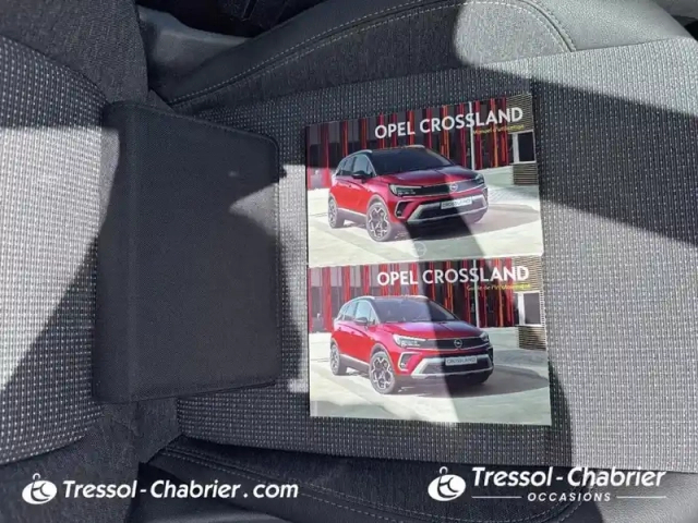 Opel Crossland 1.2 turbo 110 ch bvm6 elegance — photo 16