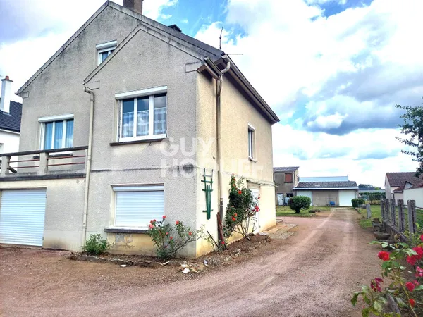 Maison à CHAMPFORGEUIL