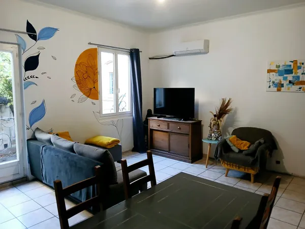 Maison de village avec garage, terrasse et toit-terrasse P