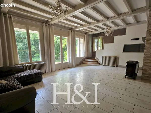 Maison 7 pièces 180 m²