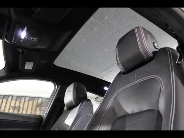 Jaguar E-Pace p200 flexfuel mhev r-dynamic s bva awd — photo 12