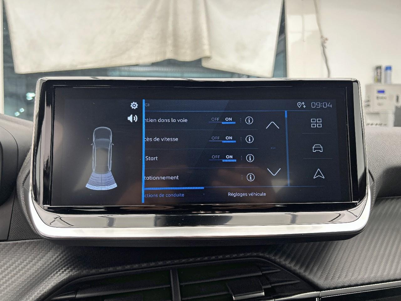 Peugeot 2008 hybrid 136 e-dcs6 active — photo 22