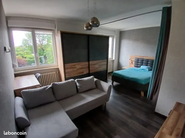 Grande chambre à 560 ou chambre simple à 460 en colocation