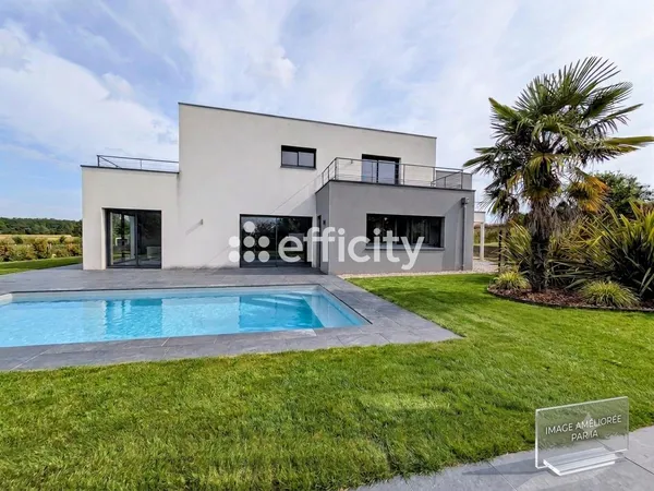 Maison 8 pièces 260 m²