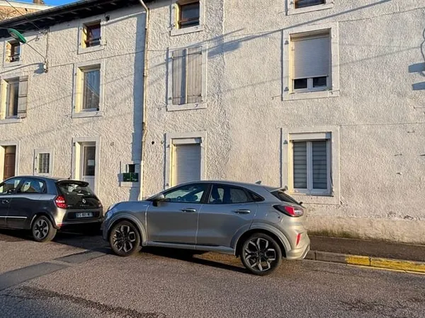 Immeuble 7 pièces 104 m²