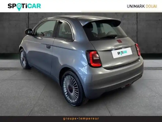 Fiat 500 e 95ch (red) my23 — photo 8